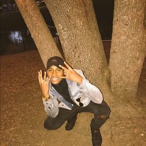 Meet your Posher, Xavier